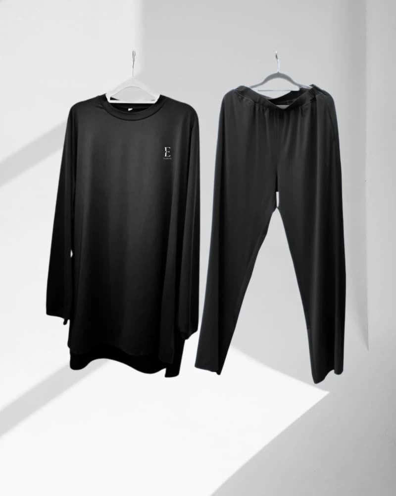 Essential Set - Activewear - image 3